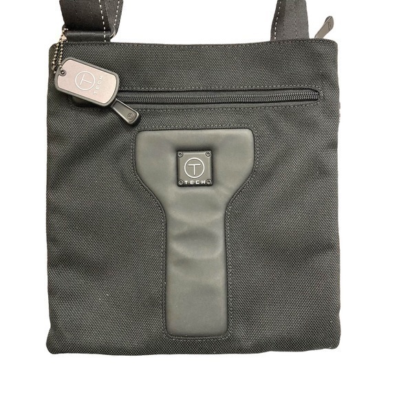 Tumi tech black nylon messenger bag - Picture 1 of 8